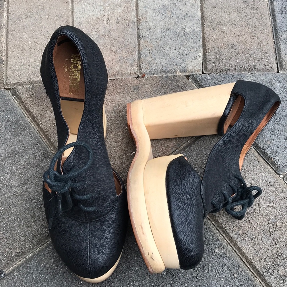Jeffrey Campbell Woodies platform heels